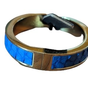 NWT J Crew gold blue lizard skin bangle clasp closure